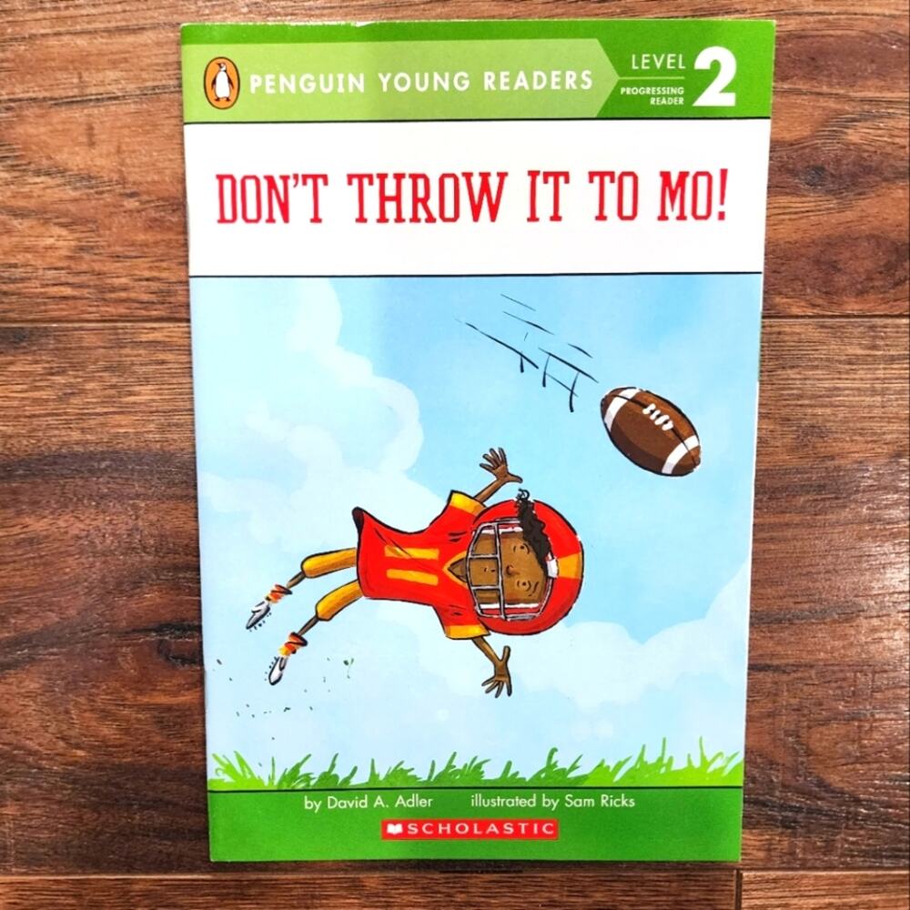 Don't Throw It to Mo! Children's Illustrated Paperback Fiction Book Scholastic
